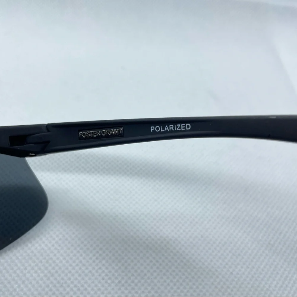 Foster Grant Sunglasses Polarized Black Mens